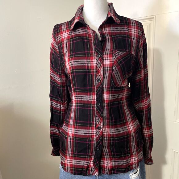Casa Cabana Tops - Casa Cabana Shirt Women's Black & Red Plaid Long Sleeve Button Up Flannel Small